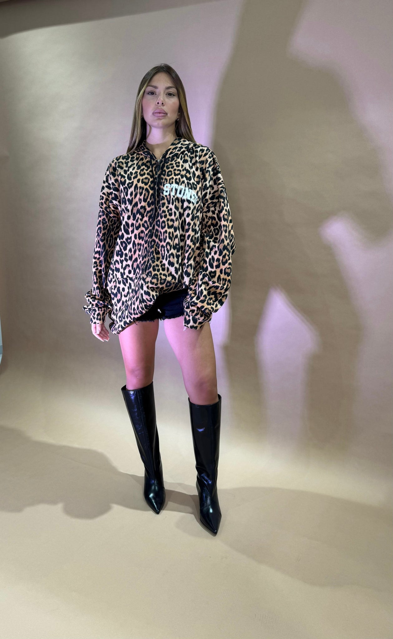 MID 25 - Over Hoodie Leo ANIYE BY
